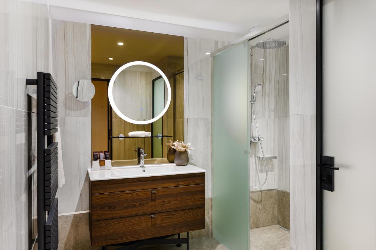 Emerald Hotel By Continental Group บูดาเปสต์ ภายนอก รูปภาพ
